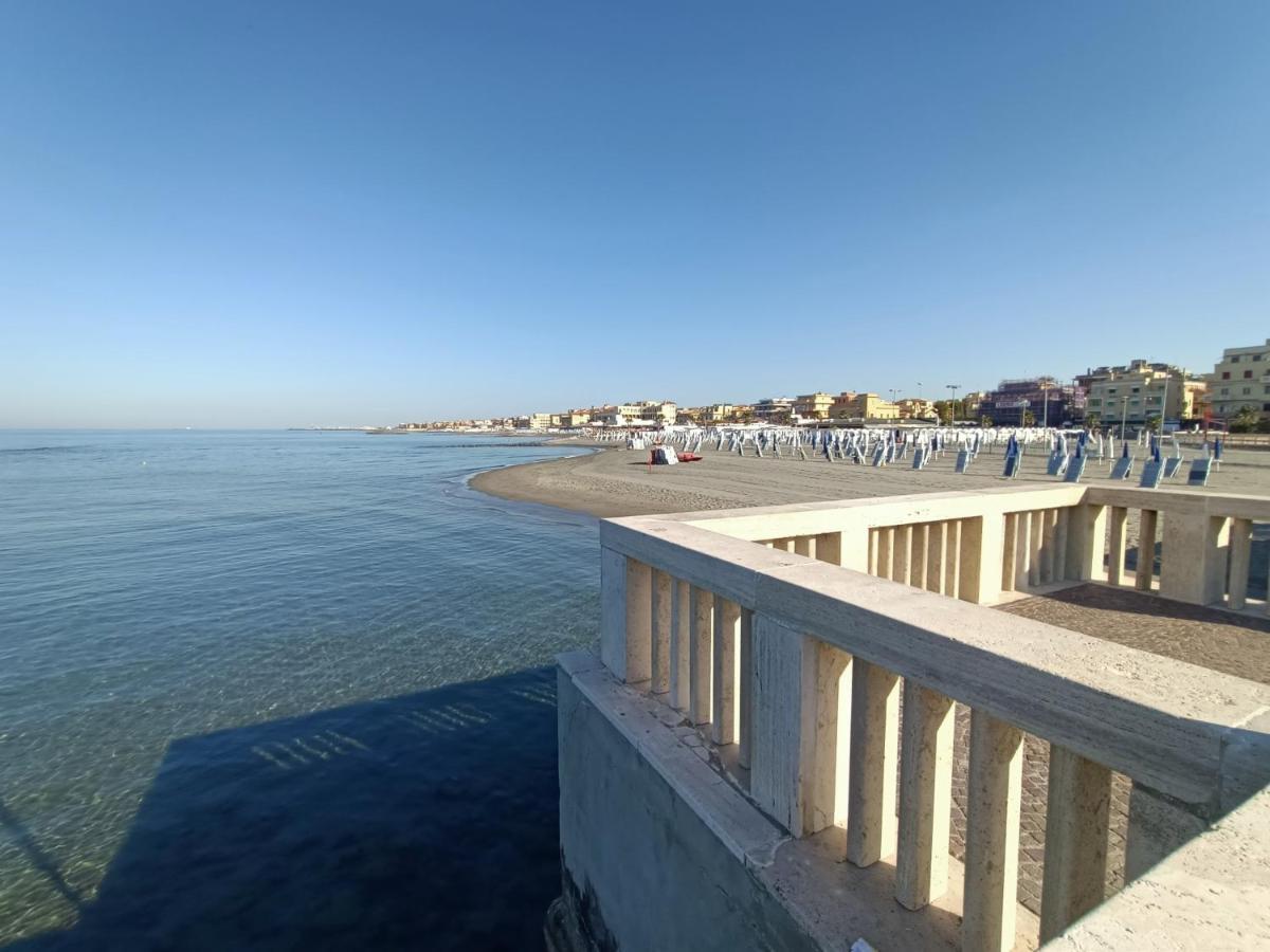 Come A Casa Pretty Apartment Lido di Ostia Eksteriør bilde